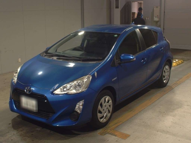 TOYOTA AQUA 2014