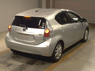 TOYOTA AQUA 2014