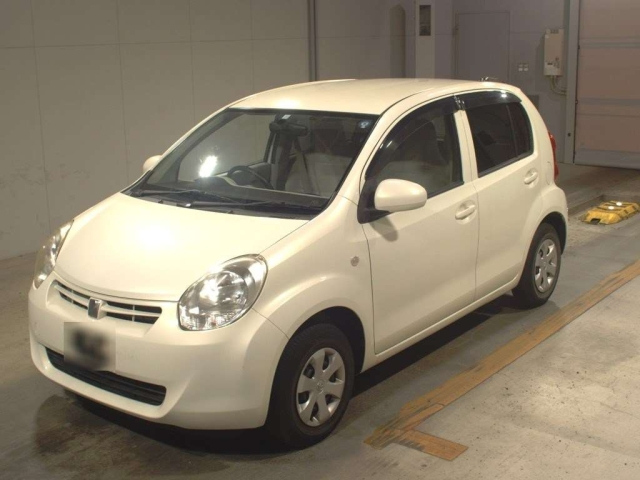 TOYOTA PASSO 2010