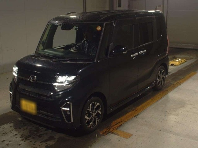 DAIHATSU TANTO 2021