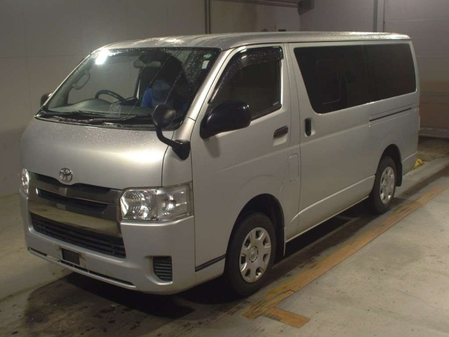 TOYOTA REGIUS ACE VAN 2015