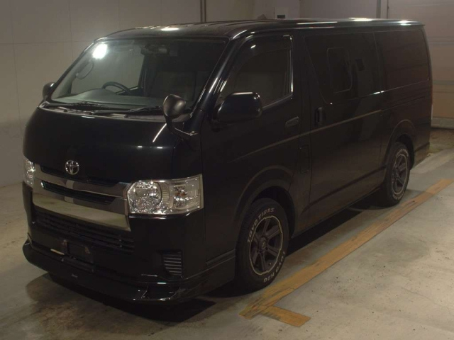 TOYOTA HIACE VAN 2014