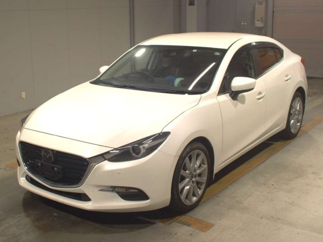 MAZDA AXELA 2018