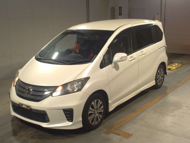 HONDA FREED 2012
