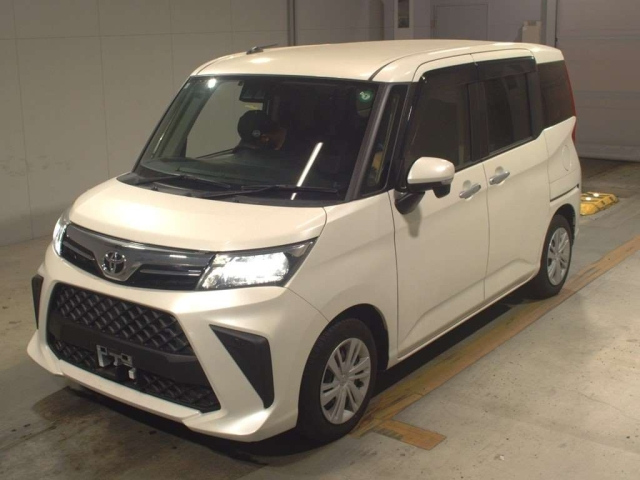 TOYOTA ROOMY 2023