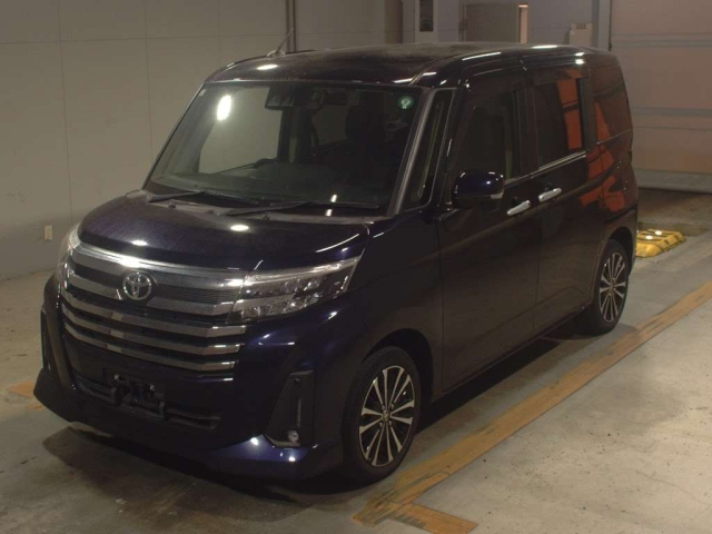 TOYOTA ROOMY 2021