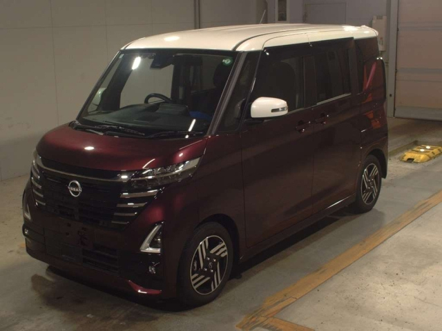 NISSAN ROOX 2024