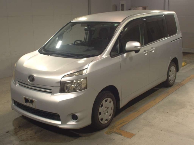 TOYOTA VOXY 2008