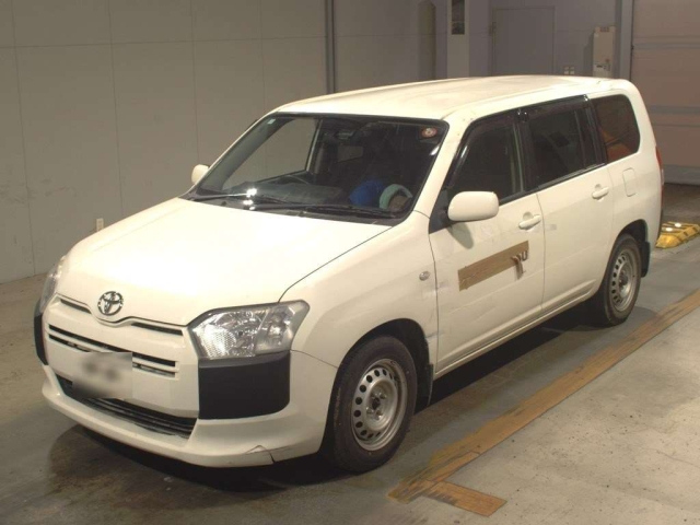 TOYOTA PROBOX 2018