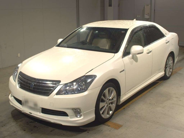 TOYOTA CROWN 2010