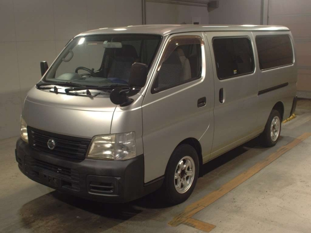 NISSAN CARAVAN 2005