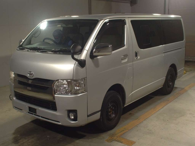 TOYOTA REGIUS ACE VAN 2015