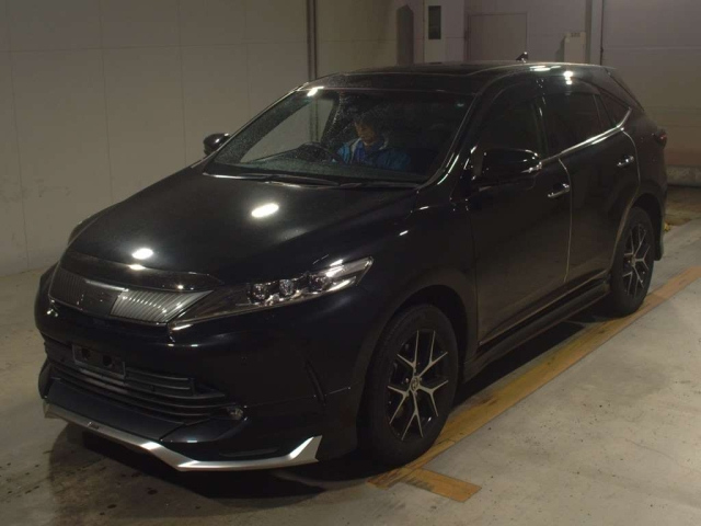 TOYOTA HARRIER