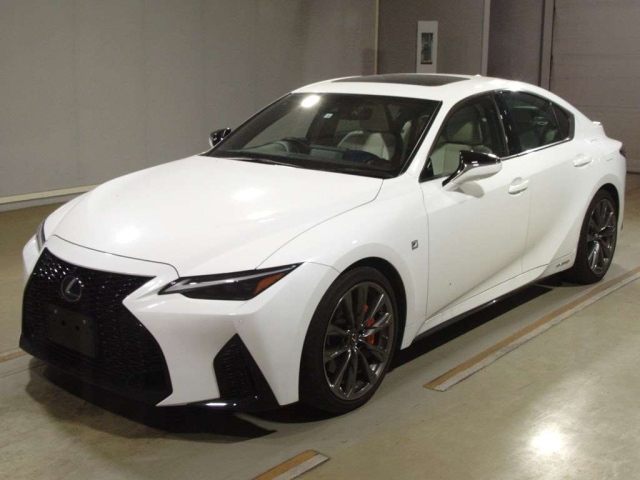 LEXUS IS 2022