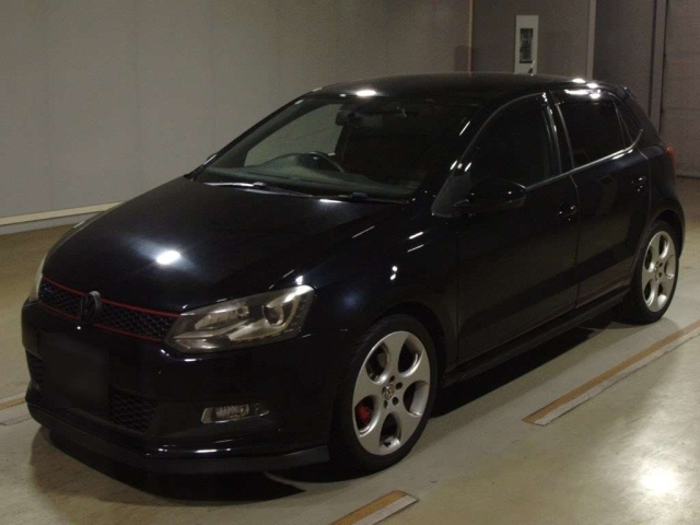 VOLKSWAGEN POLO 2012
