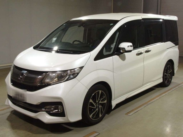 HONDA STEP WAGON 2017