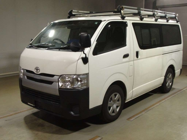 TOYOTA REGIUS ACE VAN 2018