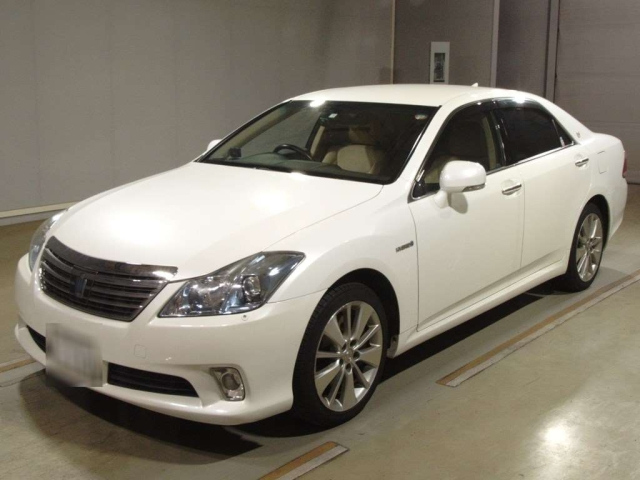 TOYOTA CROWN 2010