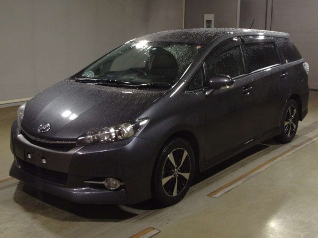 TOYOTA WISH 2012