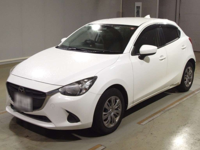 MAZDA DEMIO 2018