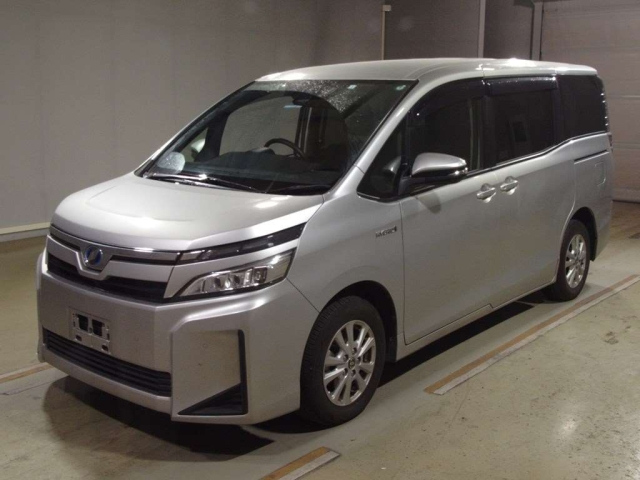 TOYOTA VOXY 2020