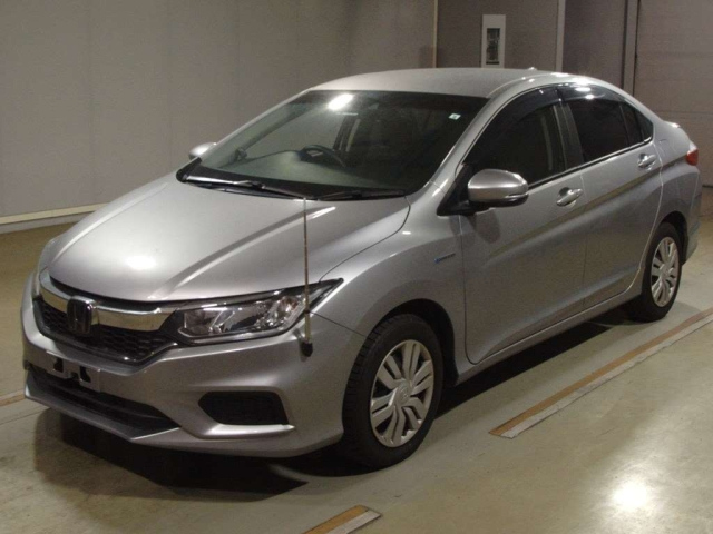 HONDA GRACE 2019
