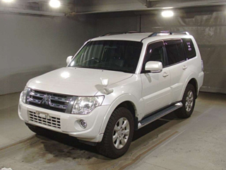 MITSUBISHI PAJERO 2013