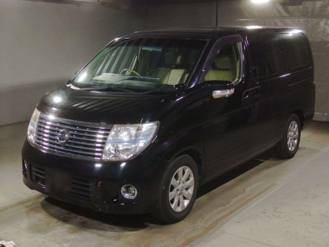 NISSAN ELGRAND 2010