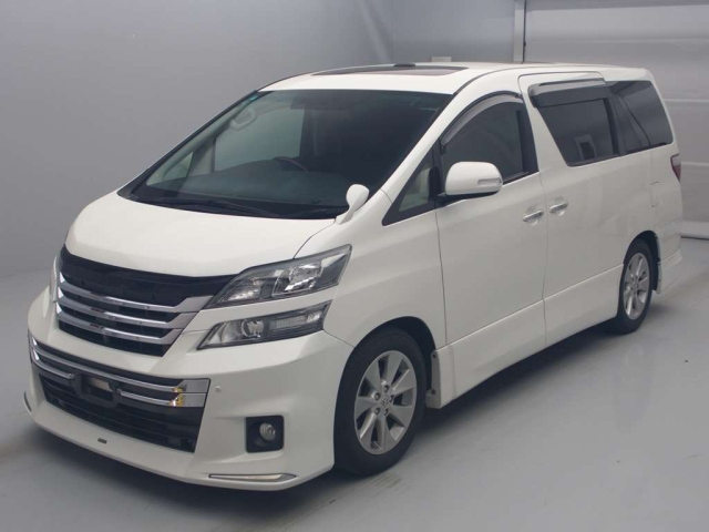 TOYOTA VELLFIRE 2013