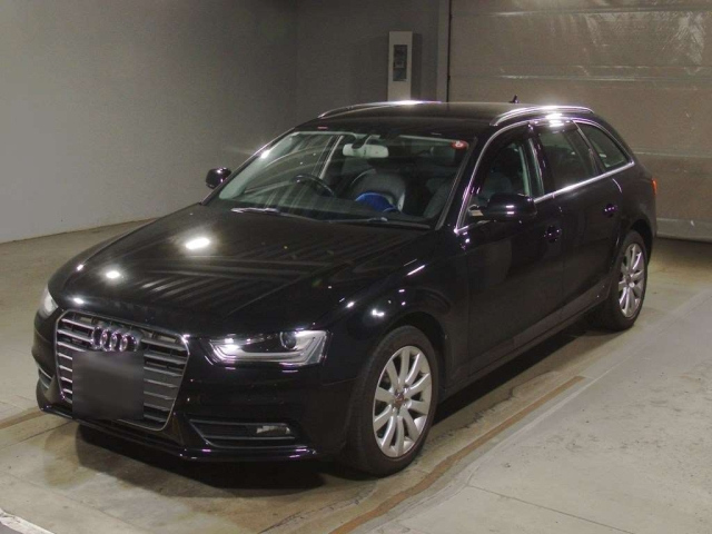 AUDI A4 2013