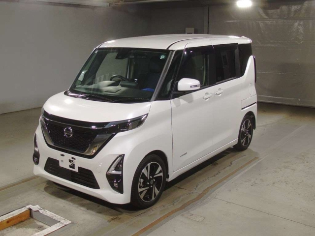 NISSAN ROOX 2021