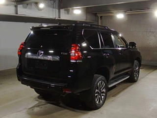 TOYOTA LAND CRUISER PRADO 2022
