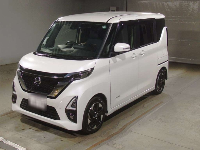 NISSAN ROOX 2021