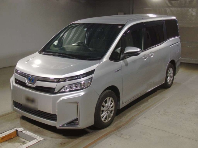 TOYOTA VOXY 2020