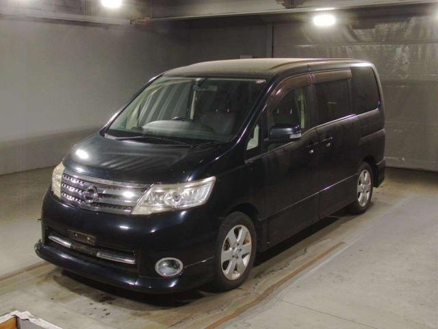 NISSAN SERENA 2010