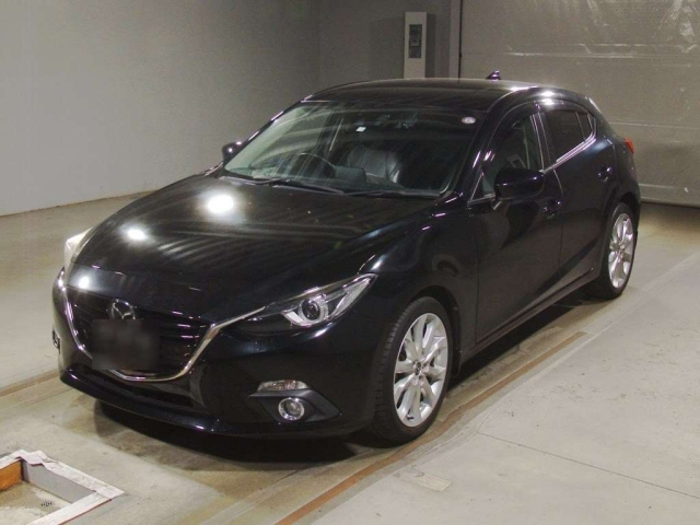 MAZDA AXELA 2016