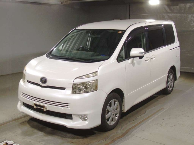 TOYOTA VOXY 2007
