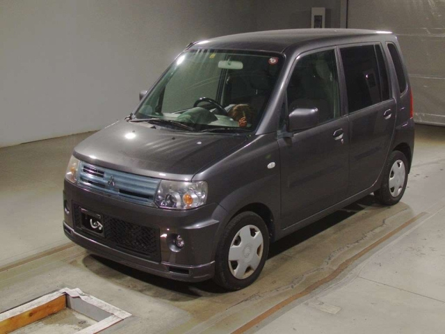MITSUBISHI TOPPO 2008
