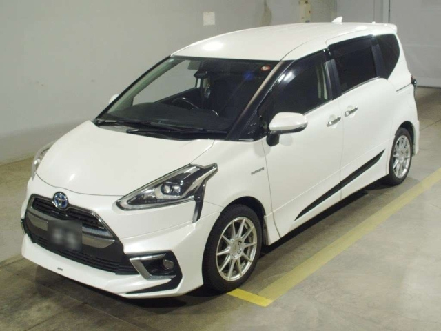 TOYOTA SIENTA 2016