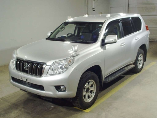 TOYOTA LAND CRUISER PRADO 2013