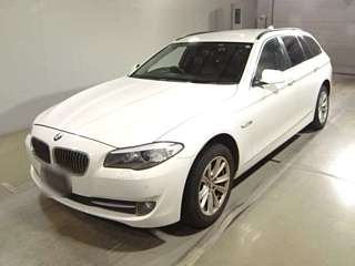 BMW 5 SERIES 2013