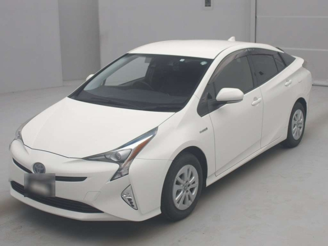 TOYOTA PRIUS 2018