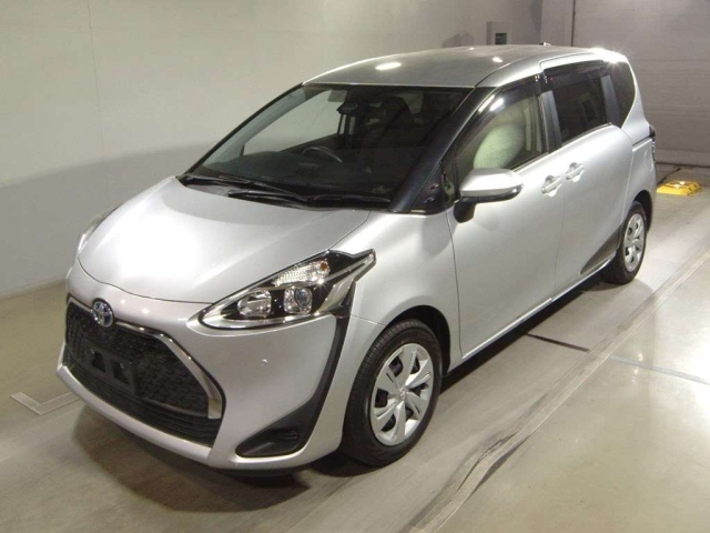 TOYOTA SIENTA 2022