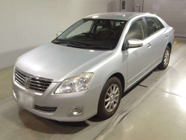 TOYOTA PREMIO 2015