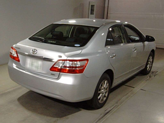 TOYOTA PREMIO 2015