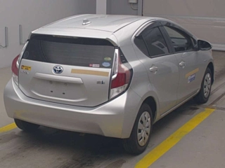 TOYOTA AQUA 2016