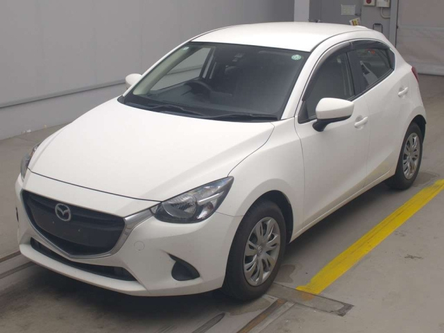 MAZDA DEMIO 2018