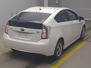 TOYOTA PRIUS 2012
