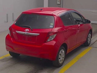 TOYOTA VITZ 2012