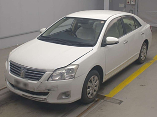 TOYOTA PREMIO 2014